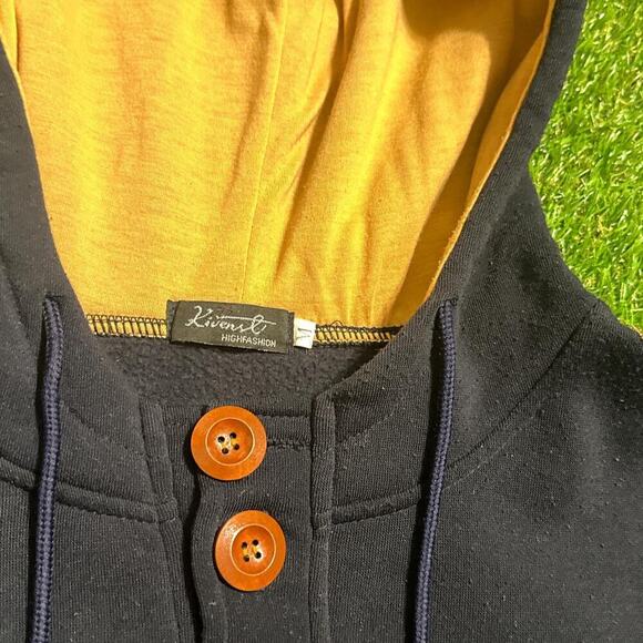 Vintage Kivenst High Fashion Hoodie - Picture 2 of 6